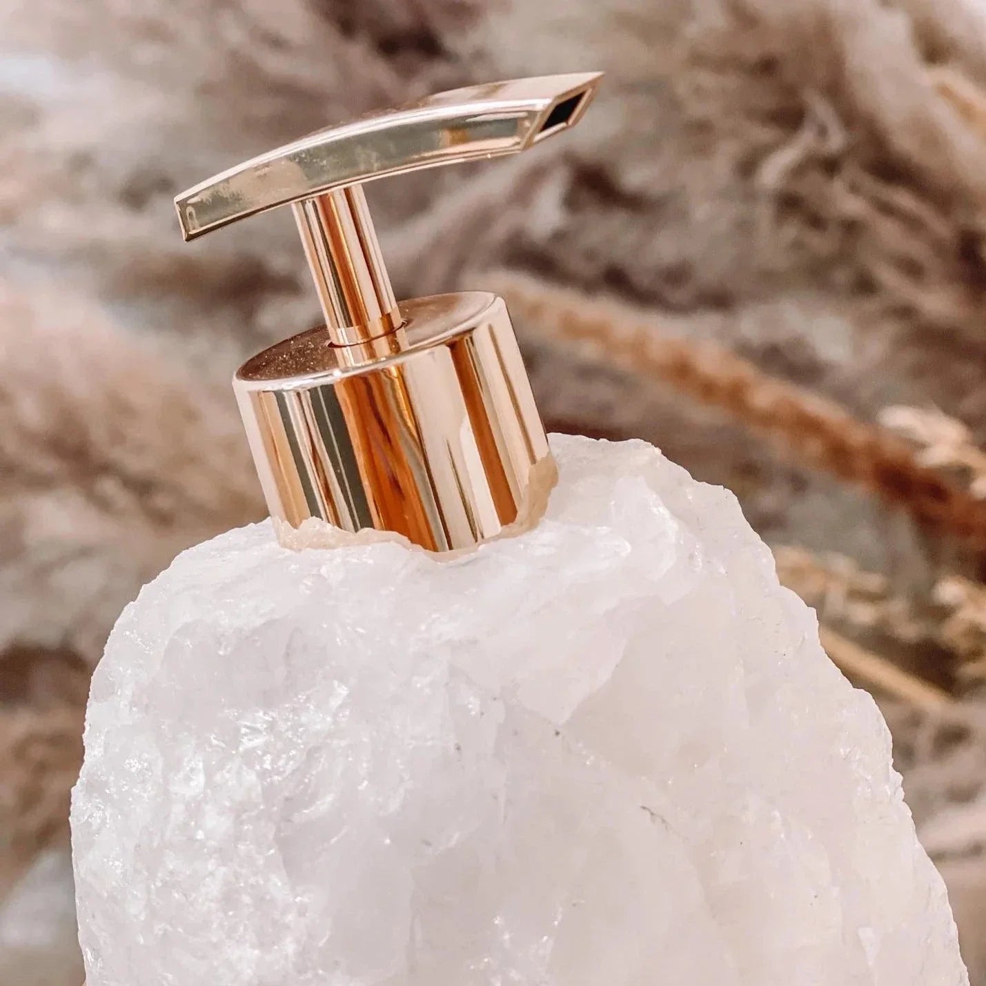 Soap Dispenser Natural Crystal 6 in Handcrafted Bathroom Vanity Luxury Decor 25-35ml | Thomler