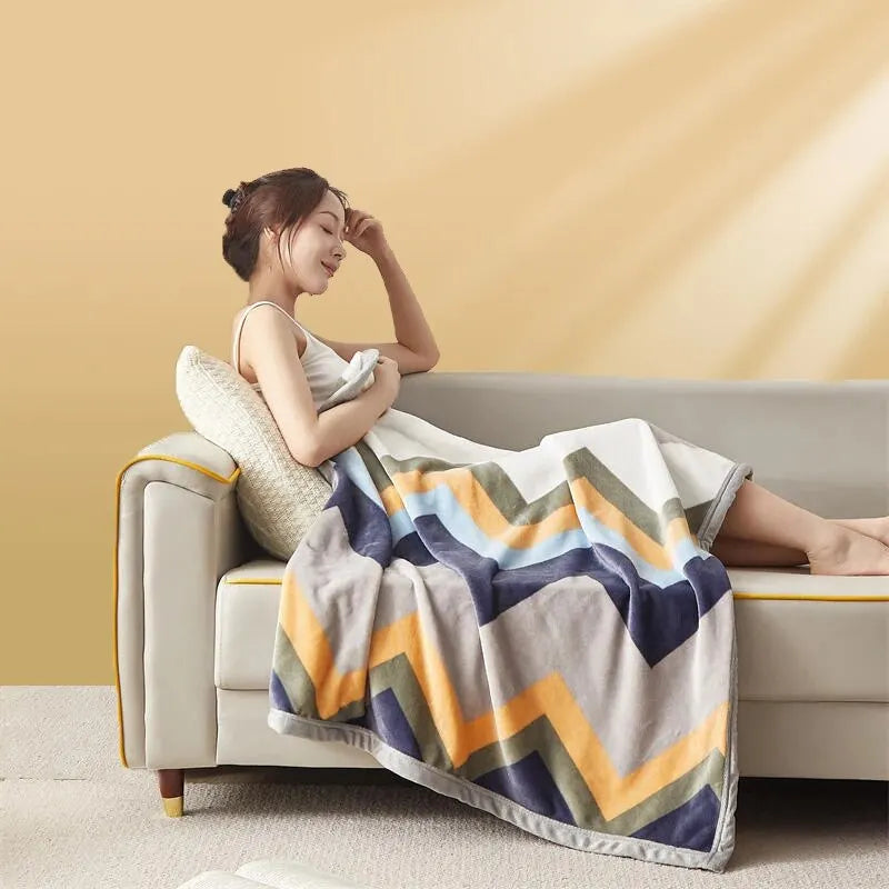 Plush Fleece Throw Blanket – Ultra-Soft Warmth for Year-Round Comfort | Thomler
