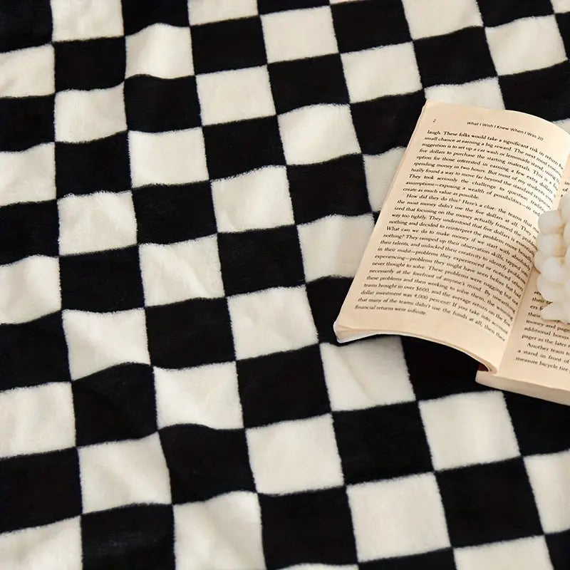Checkered Throw Blanket – Heavyweight Fleece for Couch, Bed & Living Room | Thomler