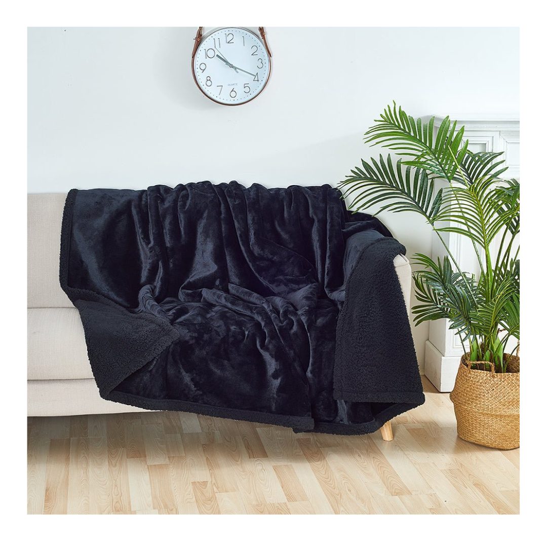 Waterproof Throw Blanket for Couch, Bed & Car – Soft Machine Washable Protection | Thomler