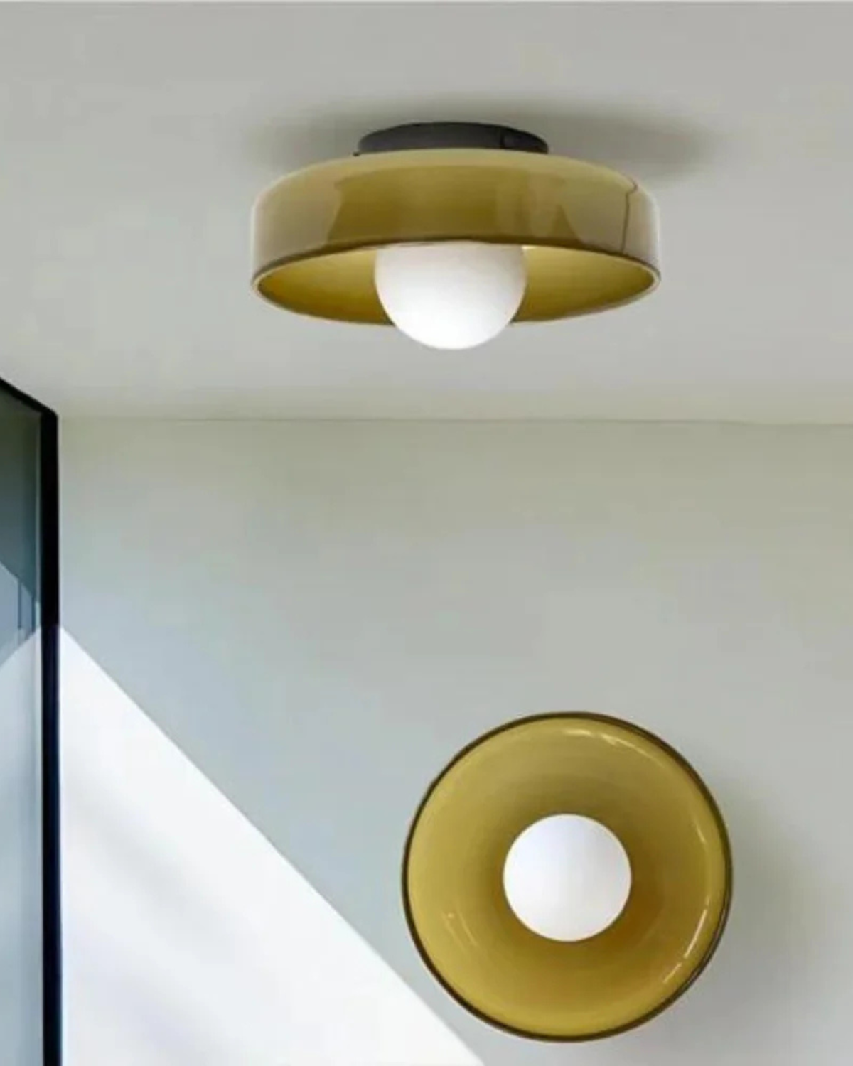 Moderne ronde plafondlamp van glas en ijzer – minimalistische designlamp voor woonkamer en slaapkamer met warme lichtkleur | Sansoti
