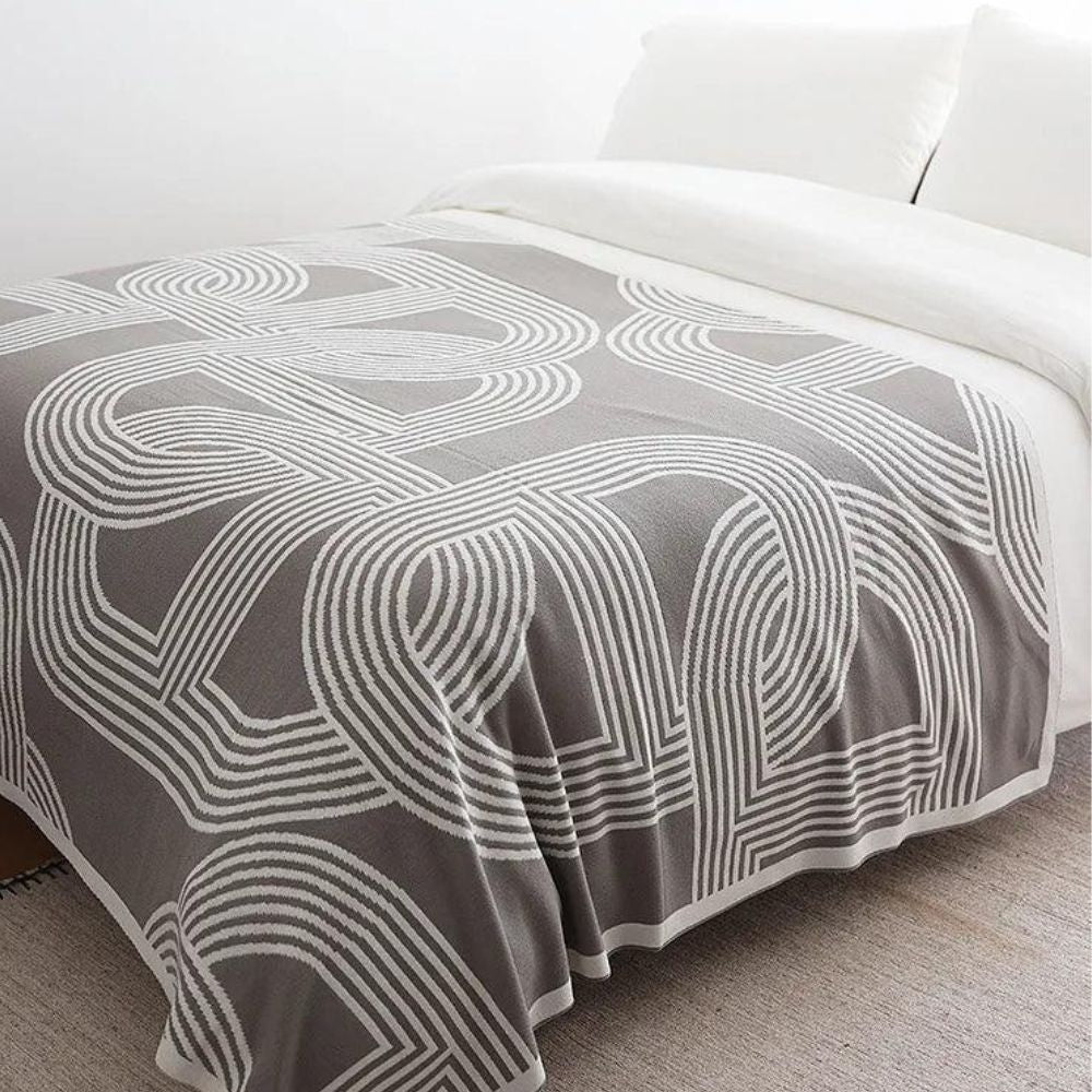 Reversible Geometric Knit Throw Blanket – Lightweight Microfiber for Couch, Bed & Decor | Thomler