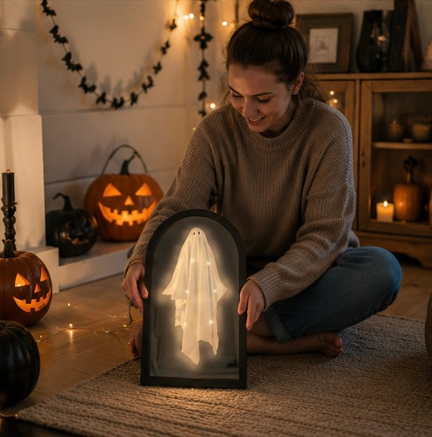 Illuminated Spectral Frame – LED-Powered Phantom Portrait for Seasonal Haunts & Party Displays | Thomler