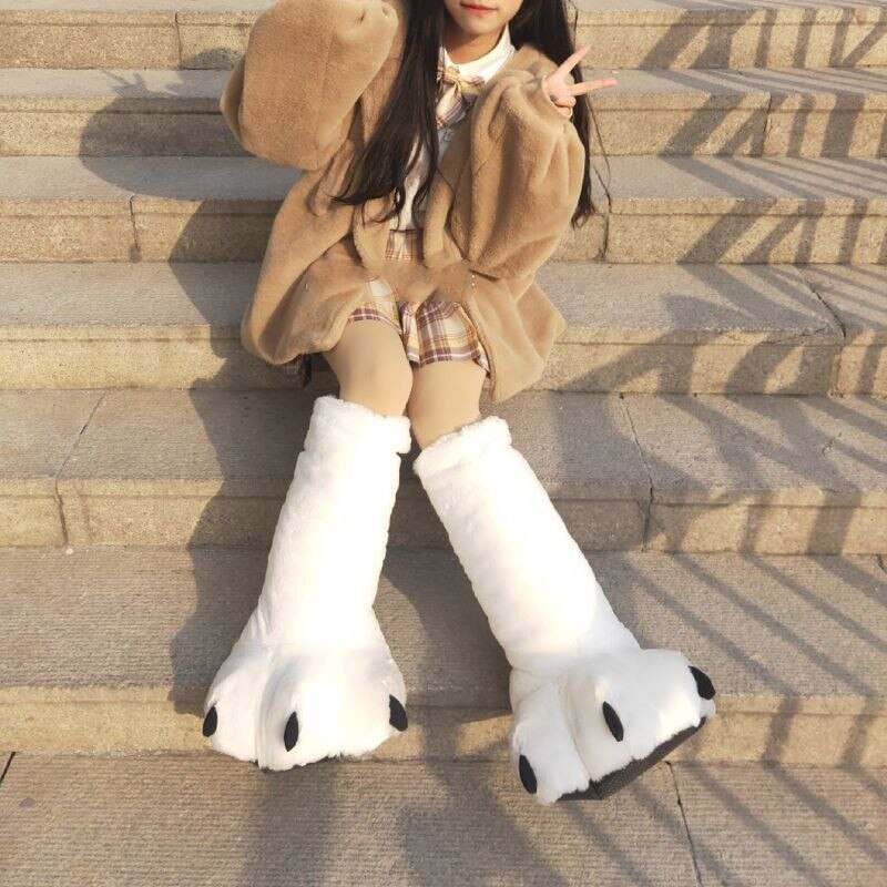Plush Bear Paw Slippers – Soft Faux Fur House Shoes with Non-Slip Sole for Indoor & Outdoor Wear, Unisex Winter Footwear | Thomler