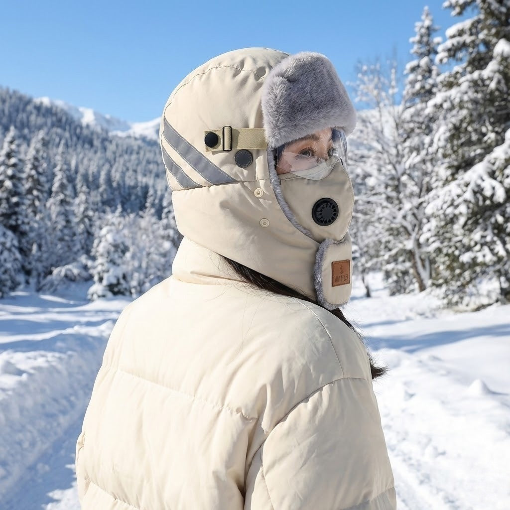Full-Face Insulated Winter Balaclava with Detachable Shield & Windproof Design for Skiing & Cold Weather | Thomler