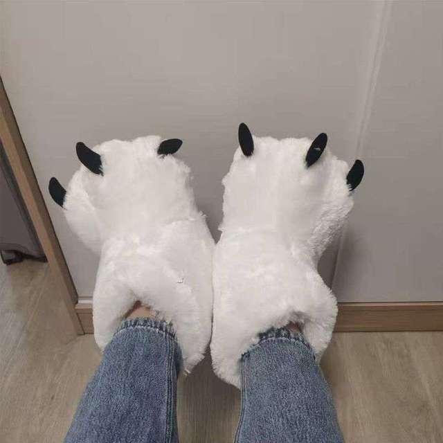 Plush Bear Paw Slippers – Soft Faux Fur House Shoes with Non-Slip Sole for Indoor & Outdoor Wear, Unisex Winter Footwear | Thomler