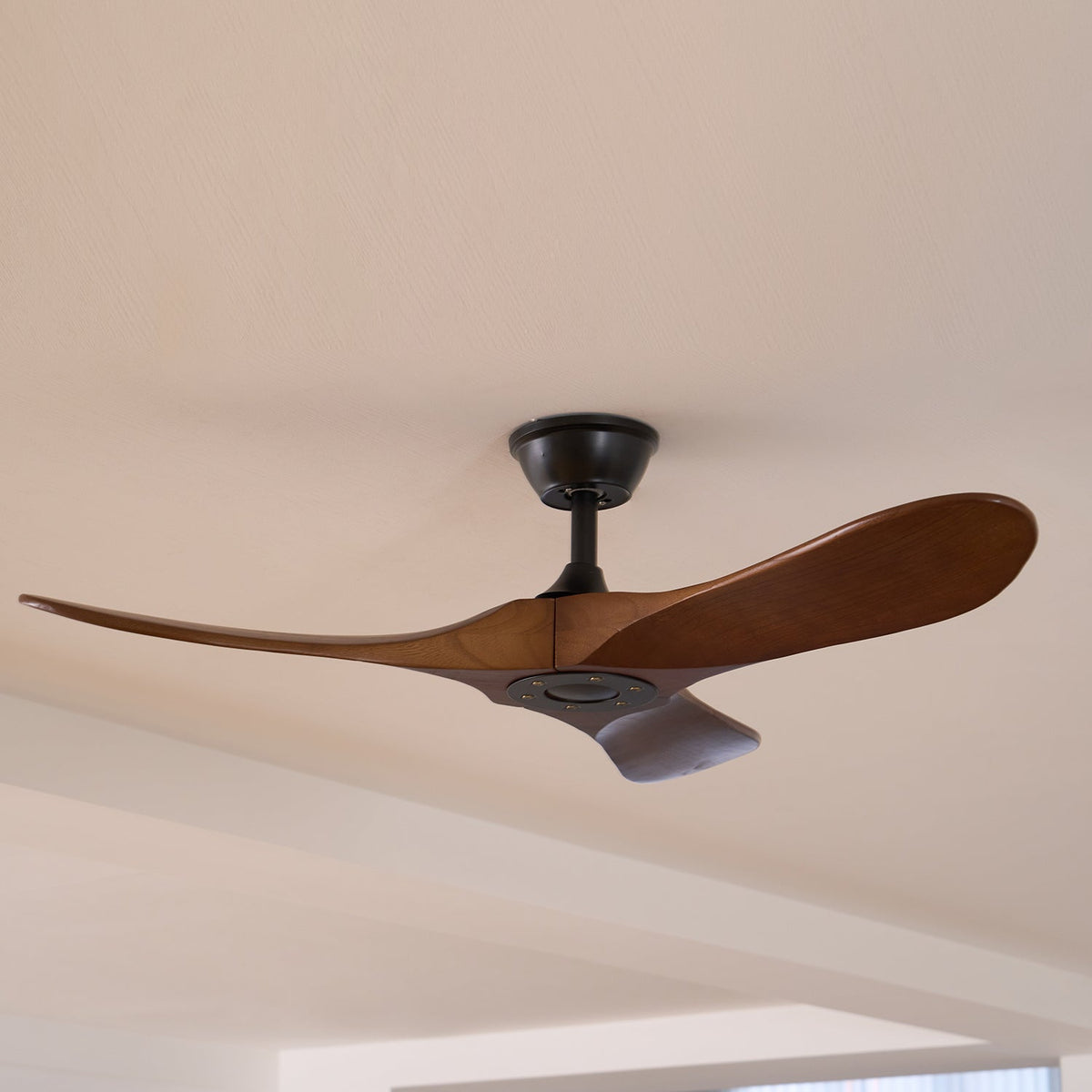 Wooden Blade Ceiling Fan with Remote 42-52 Inch 6-Speed Reversible Indoor Cooling Fan Vintage Farmhouse Style for Bedroom Living Room | Thomler