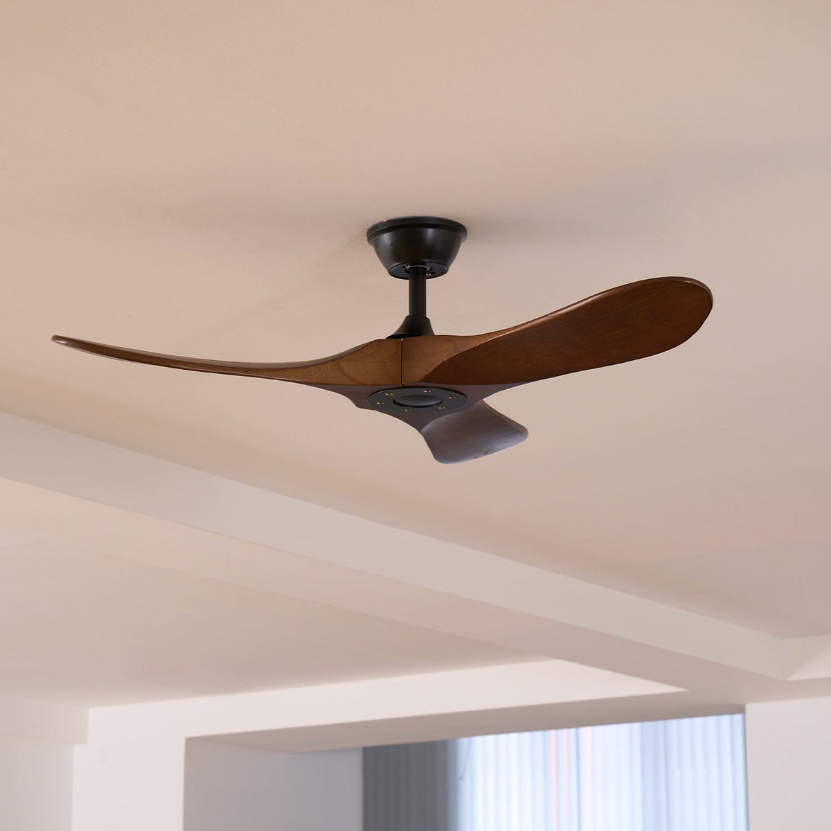 Wooden Blade Ceiling Fan with Remote 42-52 Inch 6-Speed Reversible Indoor Cooling Fan Vintage Farmhouse Style for Bedroom Living Room | Thomler