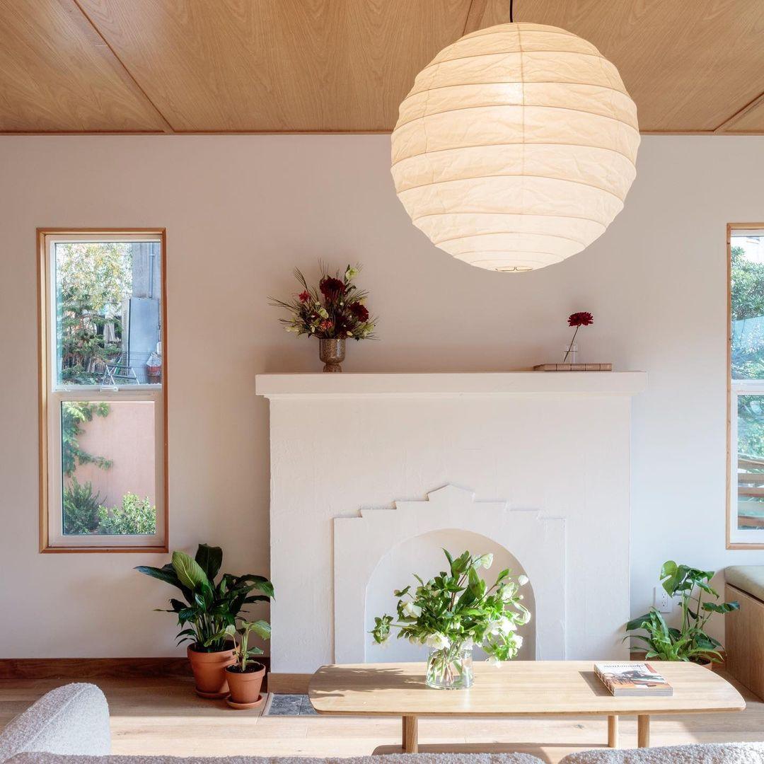 Pendant Light Japanese Washi Paper 17.7 in White Dining Room Living Room Hanging Ceiling Lamp Modern Minimalist Design | Thomler