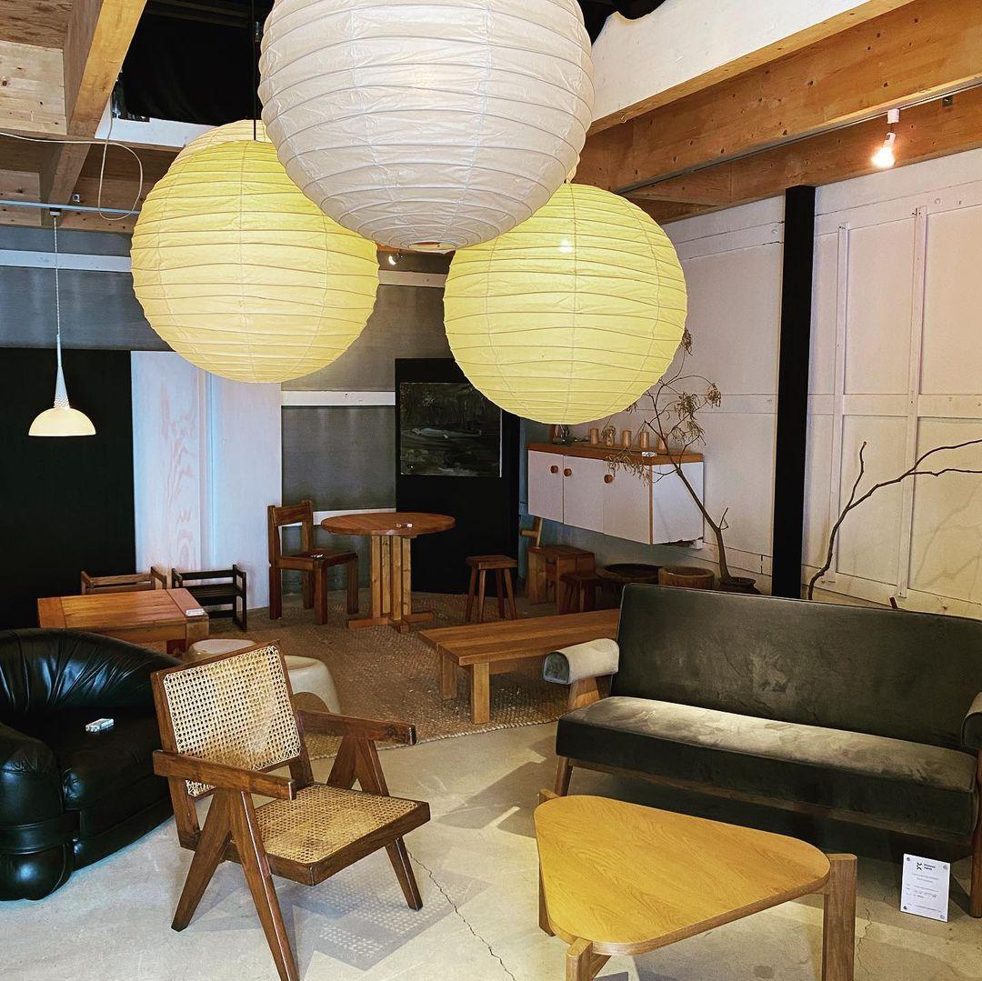 Pendant Light Japanese Washi Paper 17.7 in White Dining Room Living Room Hanging Ceiling Lamp Modern Minimalist Design | Thomler
