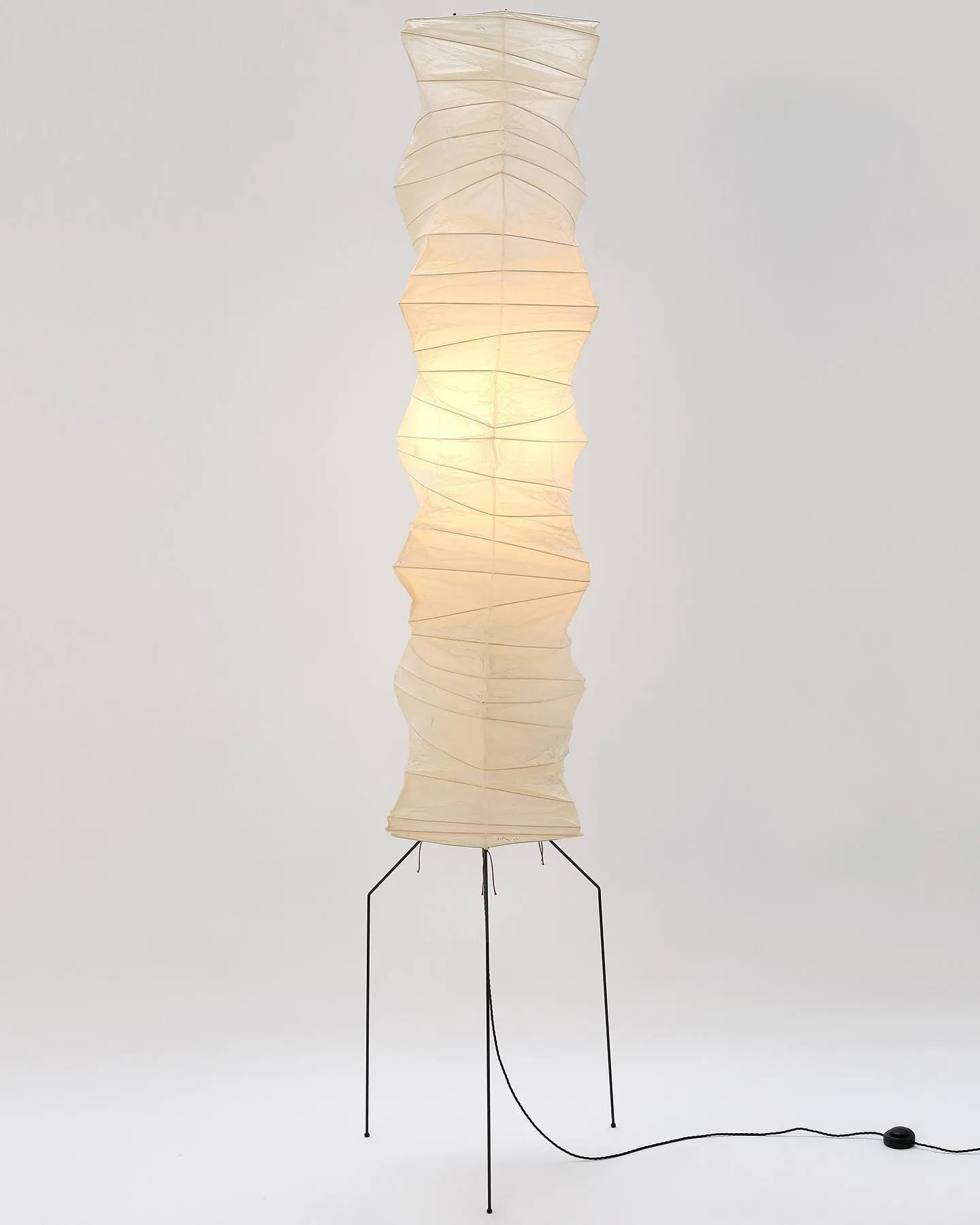 Akari Floor Lamp 47 in Mulberry Paper White Indoor Ambient Lighting Decorative Sculpture | Thomler