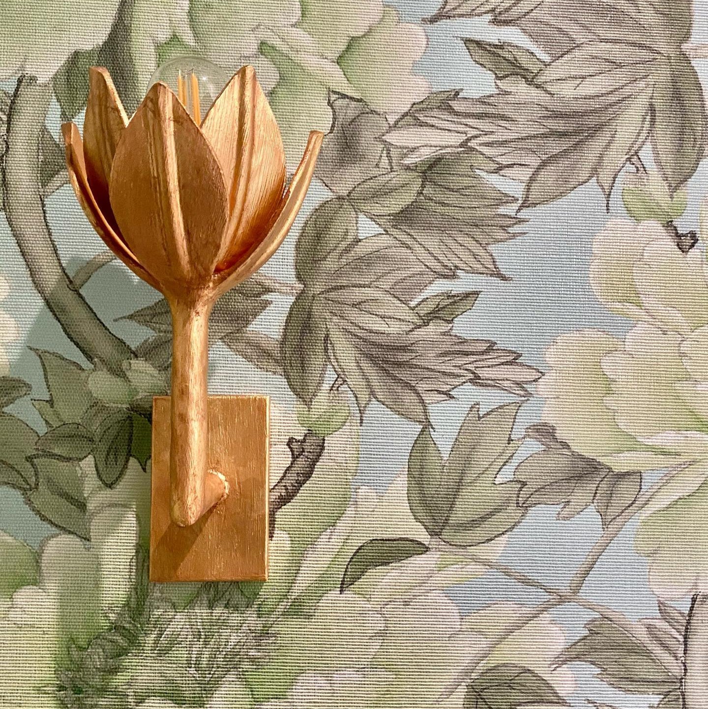 Wall Lamp Metal Flower 11 in Indoor Bedroom Dining Decorative Sconce Floral Sculptural Accent Lighting Fixture | Thomler