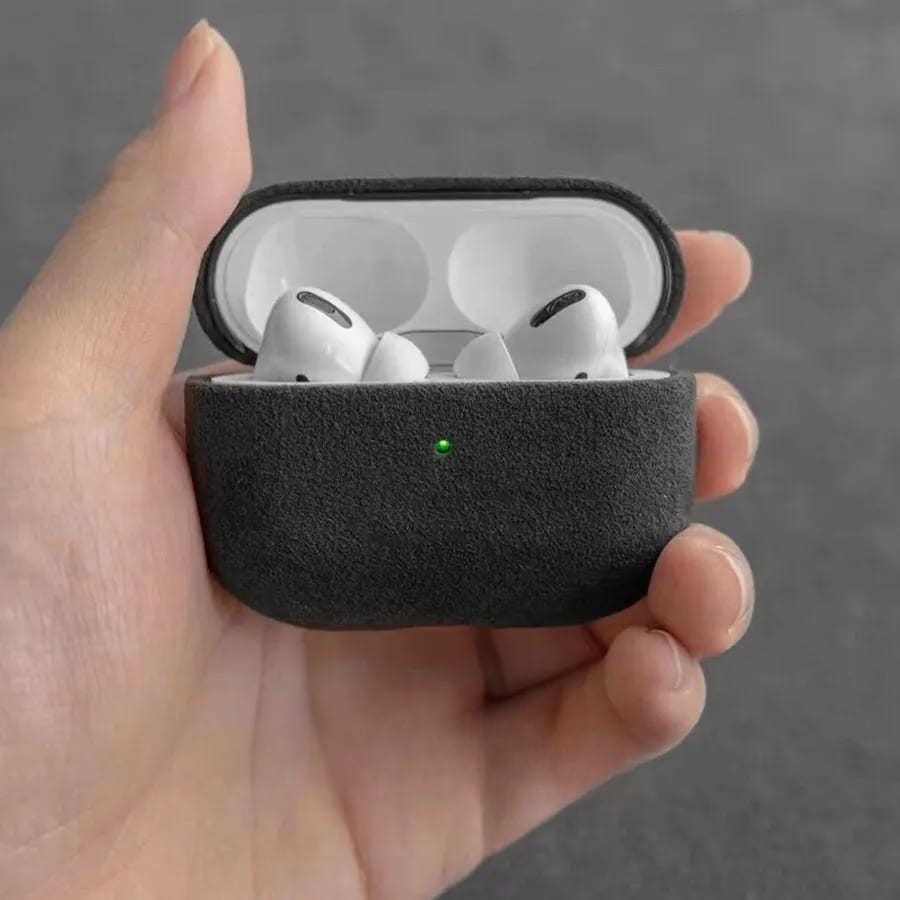 Premium Soft-Touch AirPods Protective Case – Wireless Charging Compatible, Scratch-Resistant Cover for AirPods Pro & Gen 3/4 | Thomler
