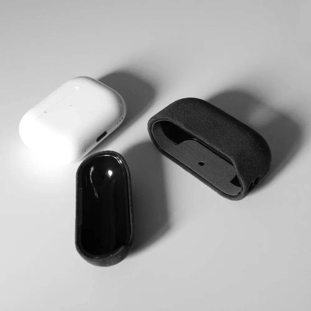 Premium Soft-Touch AirPods Protective Case – Wireless Charging Compatible, Scratch-Resistant Cover for AirPods Pro & Gen 3/4 | Thomler
