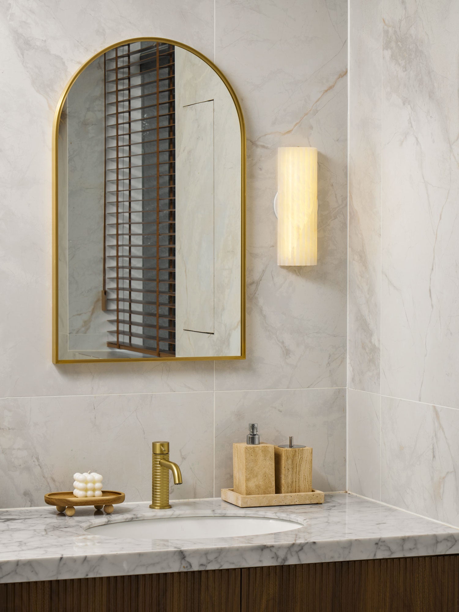 Alabaster Wall Light 11.8 in Integrated LED Indoor Ribbed Sconce Bedroom Hallway Ambient Lighting Fixture | Thomler