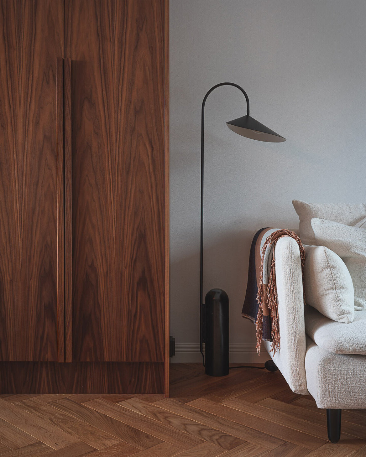 Floor Lamp Metal 53.5 in Black Marble Base Indoor LED Reading Light Living Room Bedroom Accent | Thomler
