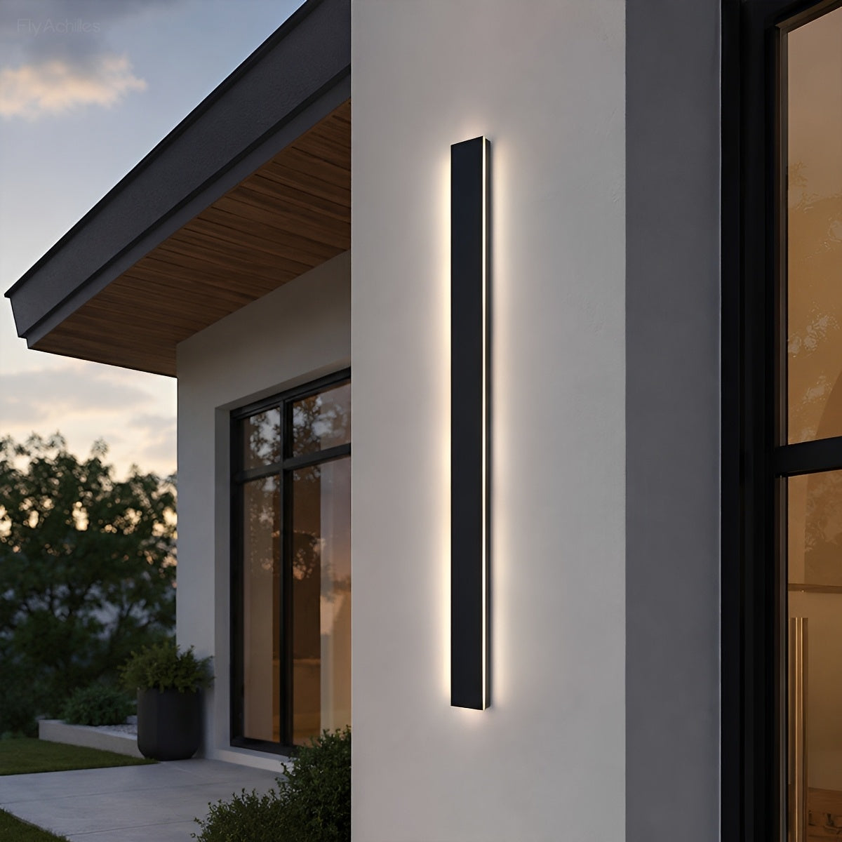 Linear Aluminum Exterior Sconce 485lm IP65 Rated for Entryway Deck Pathway Facade in Black | Thomler