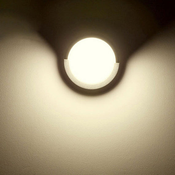 Outdoor LED Wall Sconce – Modern Waterproof Fixture for Patio, Garden & Porch Lighting | Thomler