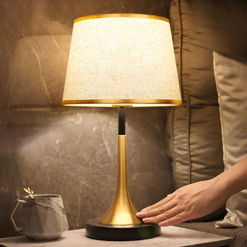 Retro Accent Lamp with Cloth Shade – Iron Body, Standard Base, 18 in Height – Perfect for Nightstand, Study, Den | Thomler