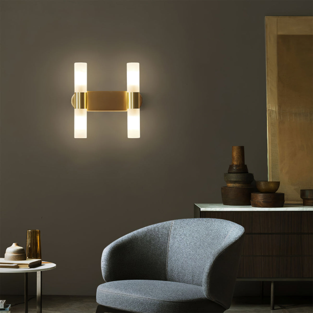 Modern Wall Sconce with Energy-Efficient LED Lighting for Bedroom, Hallway & Living Room | Classic Metal & Glass Indoor Fixture | Thomler