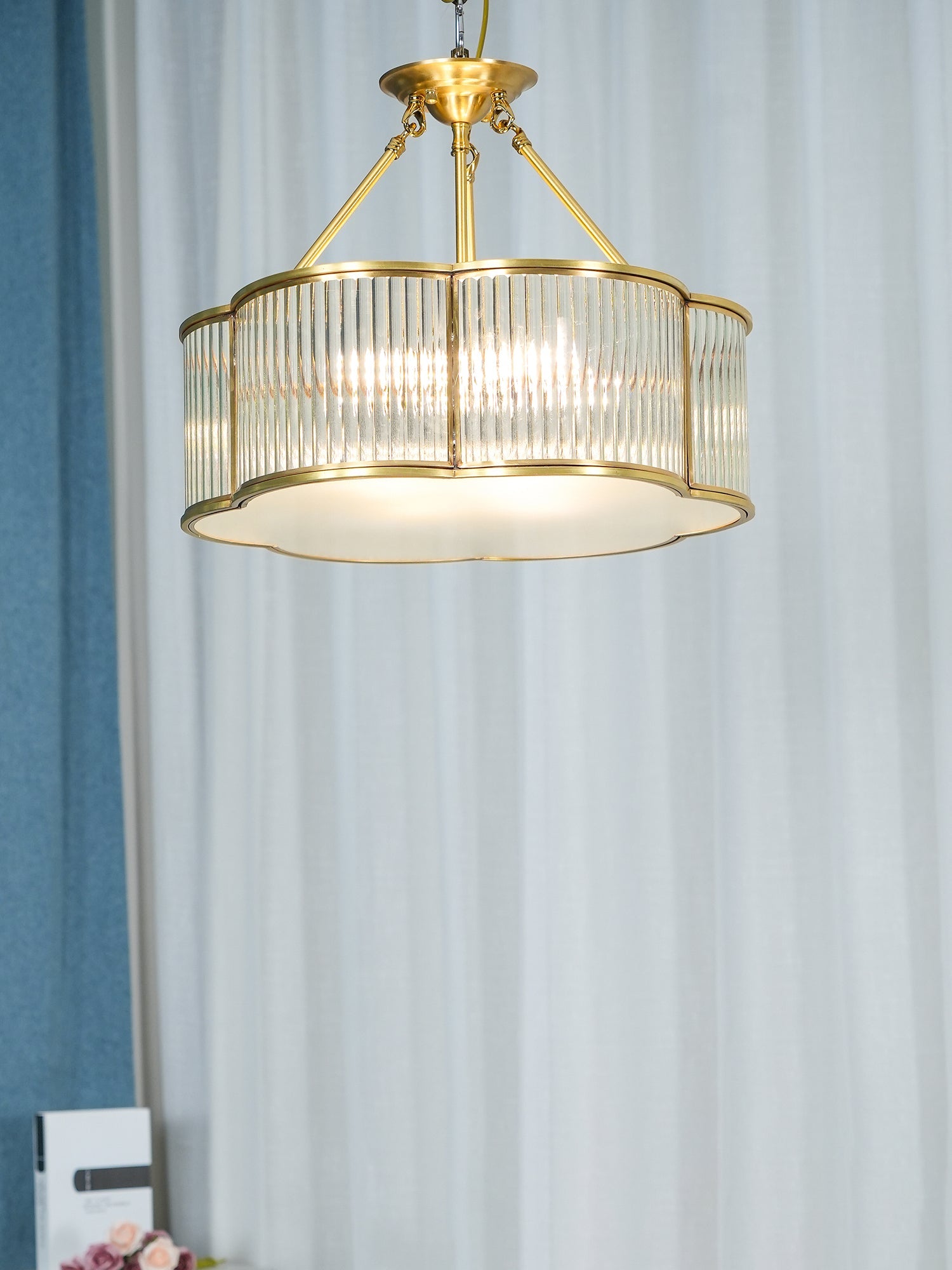 Ceiling Light Brass Glass 19.7 in Flush Mount Living Room Bedroom Quatrefoil Decorative Indoor Lighting Fixture | Thomler