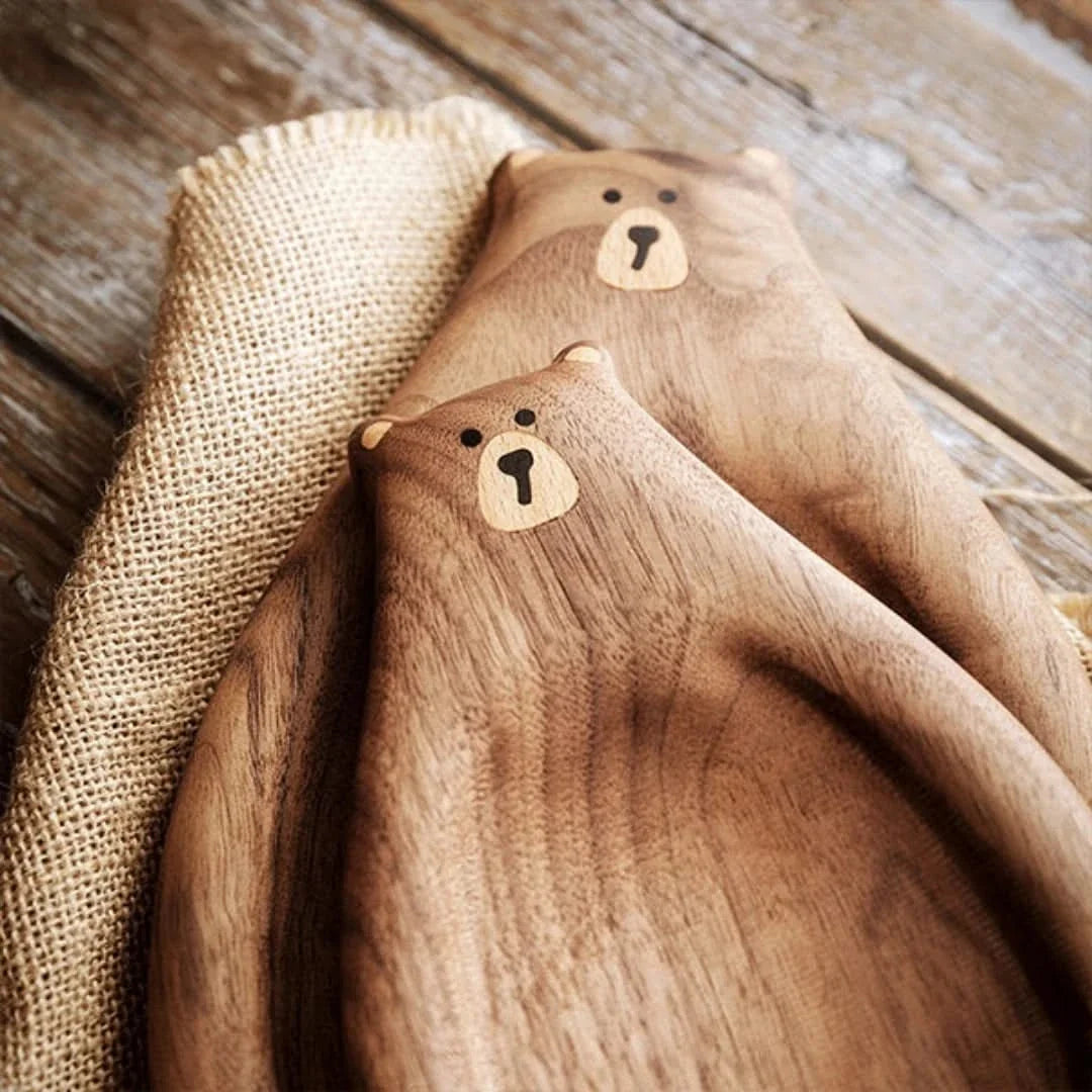 Charming Woodland Animal Appetizer Platter – Natural Hardwood Charcuterie Tray for Snacks & Entertaining | Thomler
