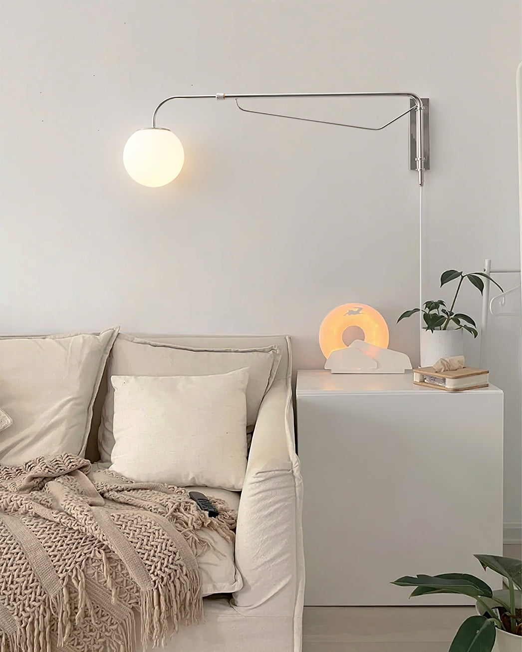 Wall Lamp Metal Adjustable 25.6 in Chrome Indoor LED E26 E27 Reading Light | Thomler