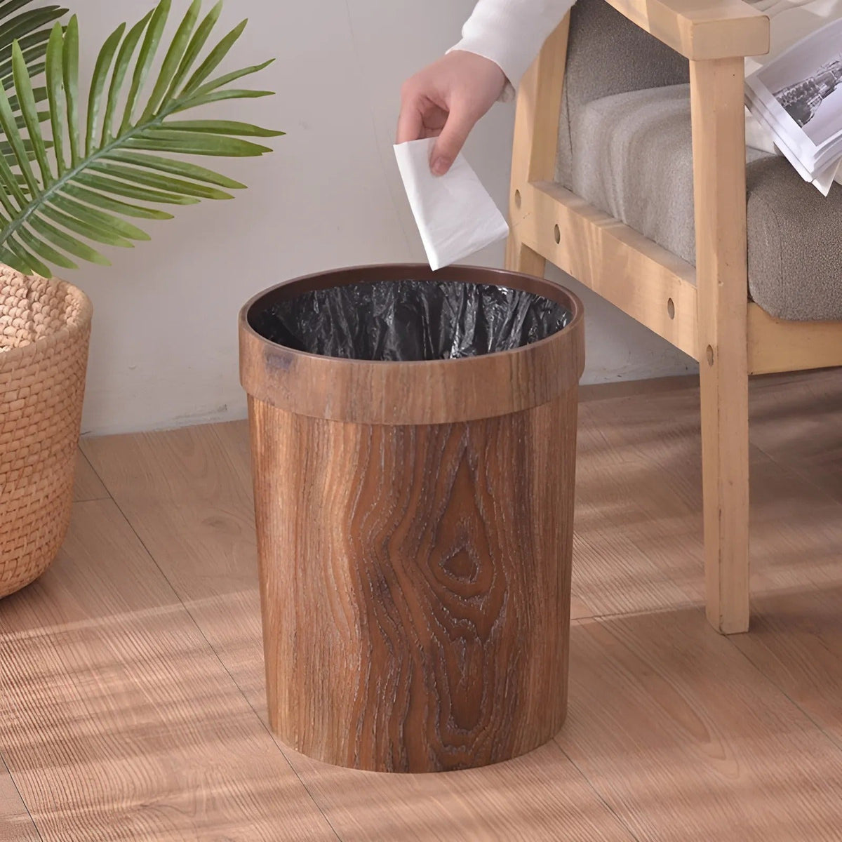 Wooden Waste Basket with Lid – Scandinavian Trash Can for Kitchen Bathroom Office | Thomler
