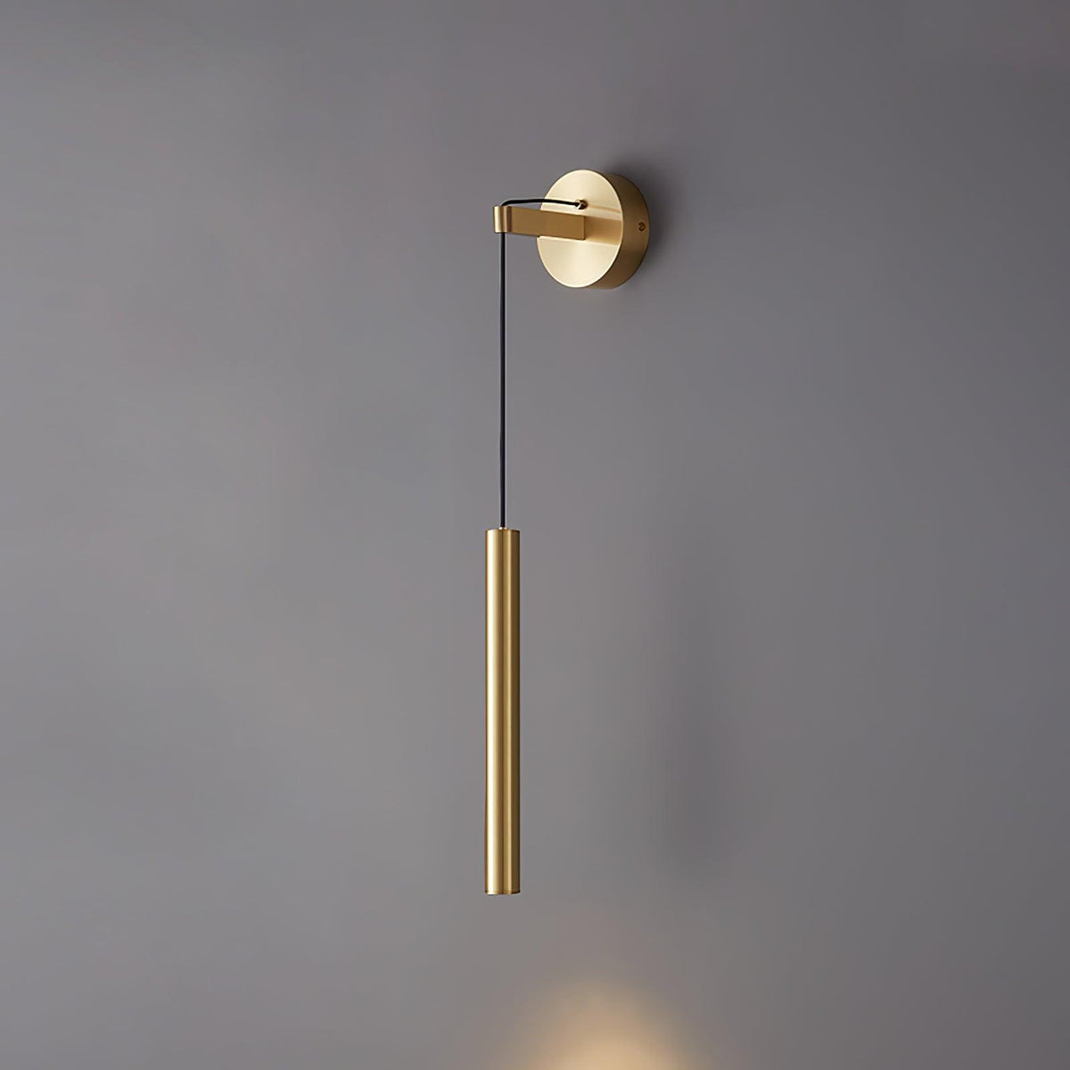 Modern Minimalist Vertical Bar LED Wall Sconce – Brass or Black Finish | Thomler