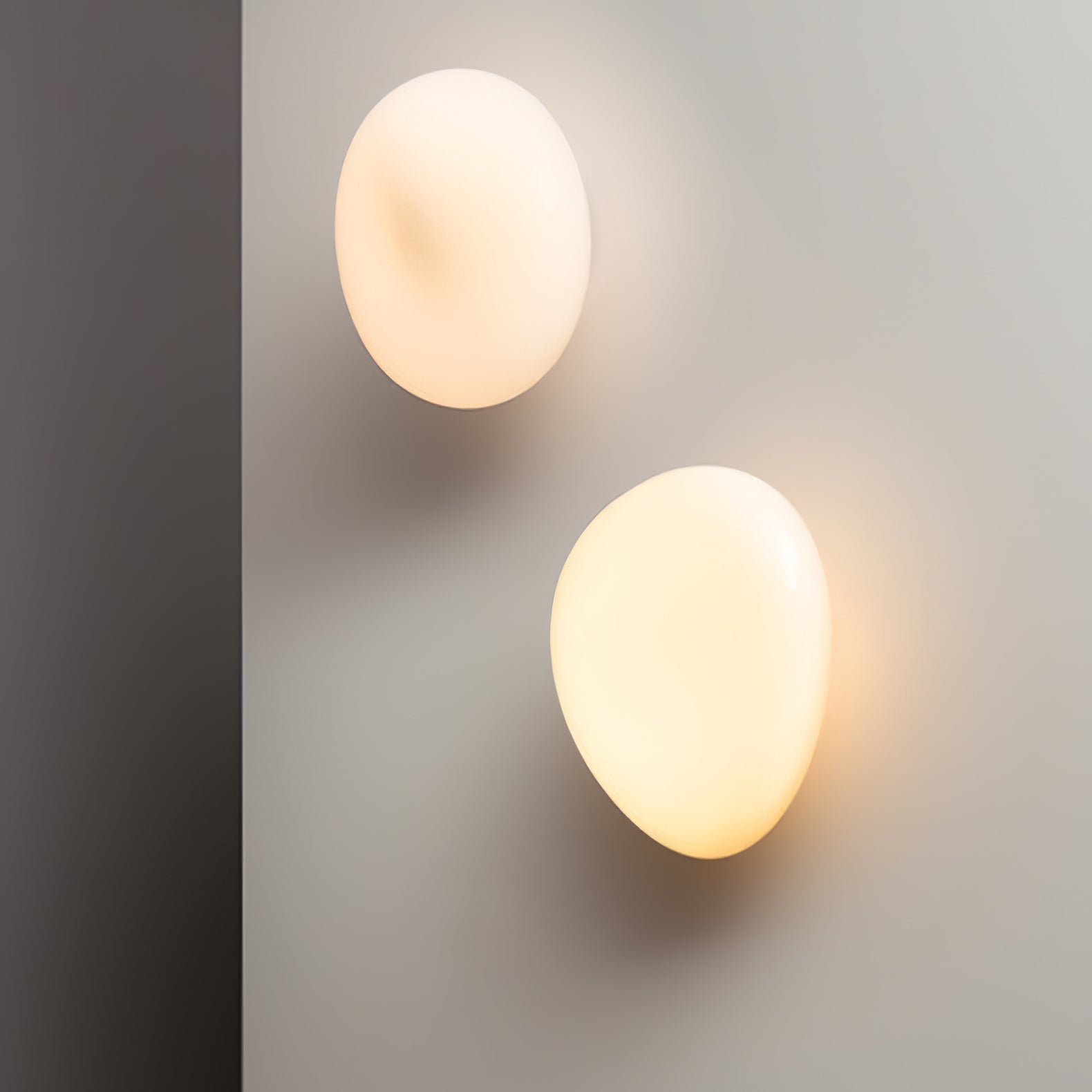 Pebble Glass Wall Lamp 8.6 in LED Indoor Wall Ceiling Light Sculptural Modern Fixture Ambient Lighting | Thomler