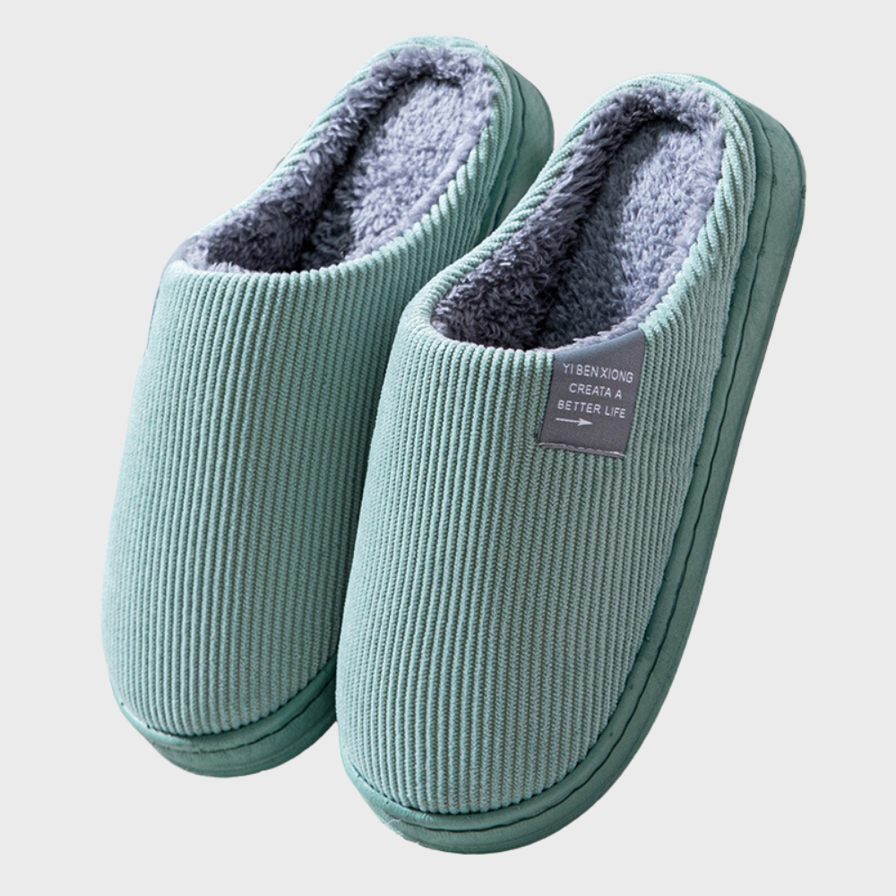 Cozy Fleece-Lined House Slippers for Women & Men – Cushioned Memory Foam Indoor Shoes with Non-Slip Soles for Winter | Thomler