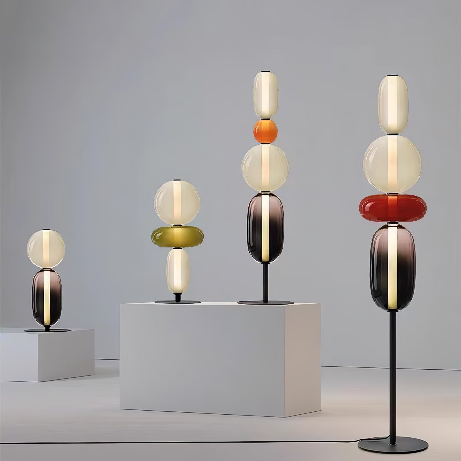 Floor Lamp Hand Blown Glass LED 160.0 cm Red White Black Living Room Decorative Standing Light Modern Sculptural Accent | Thomler