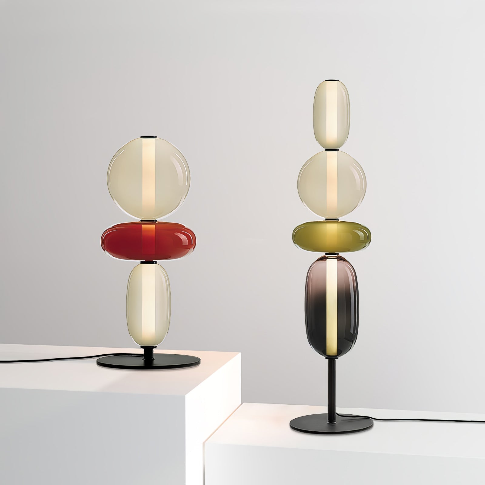 Floor Lamp Hand Blown Glass LED 160.0 cm Red White Black Living Room Decorative Standing Light Modern Sculptural Accent | Thomler