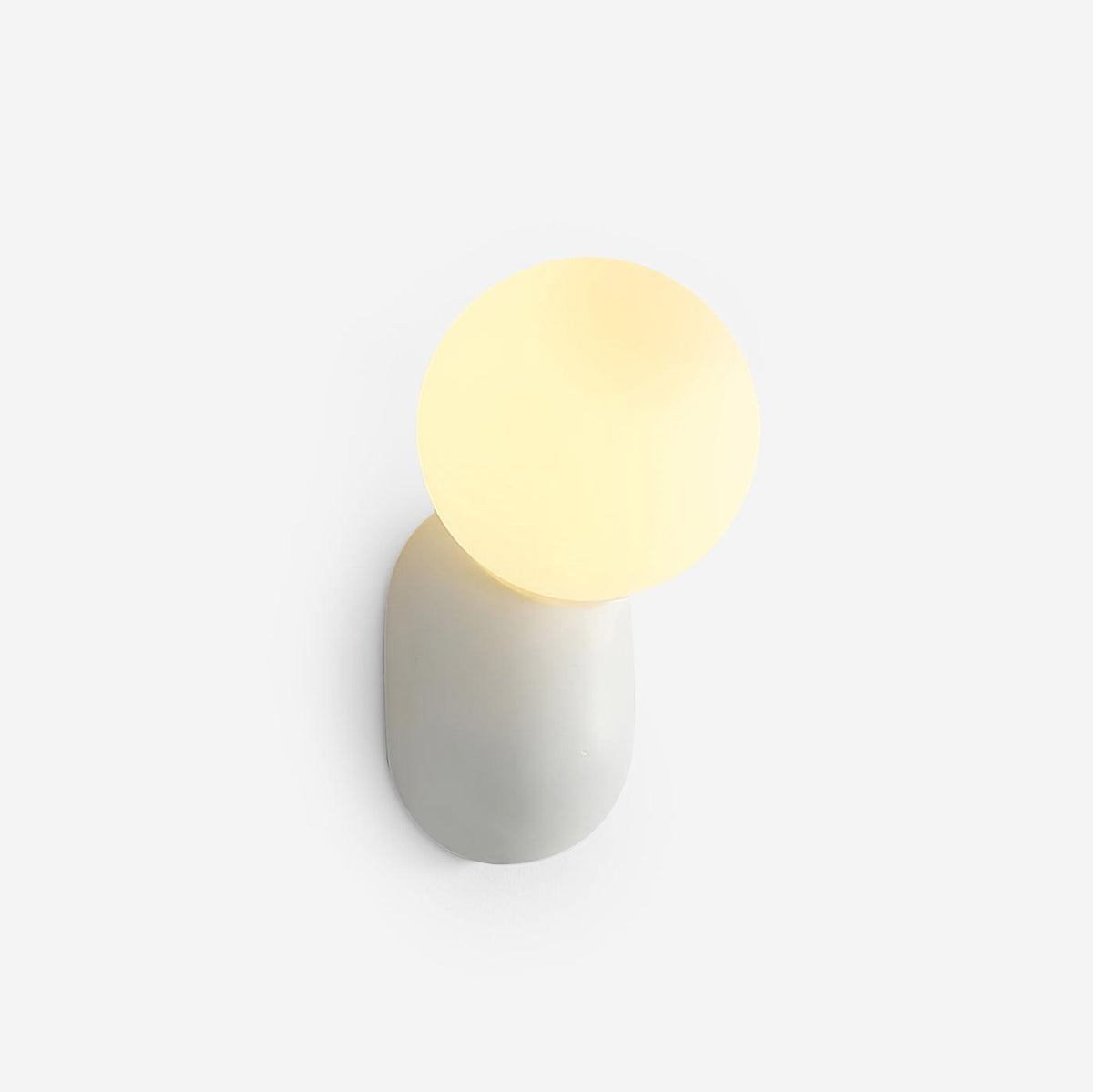 Orb Brass Wall Light with Resin Globe Shade – Modern Minimalist Sconce for Bedroom, Bath & Hallway | Thomler