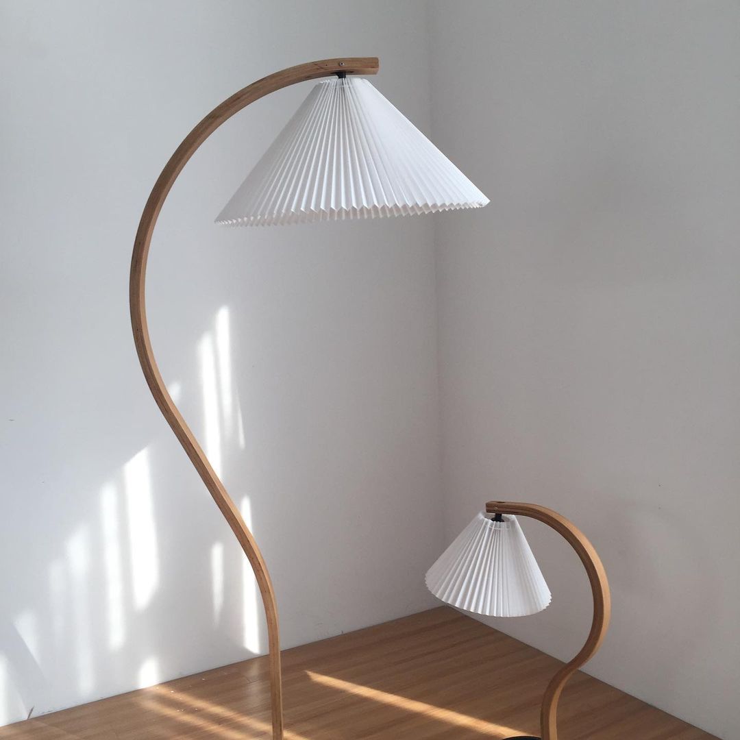 Floor Lamp Beech Wood Arc 150.0 cm Natural Living Room Reading Light Linen Shade Scandinavian Retro Lighting | Thomler