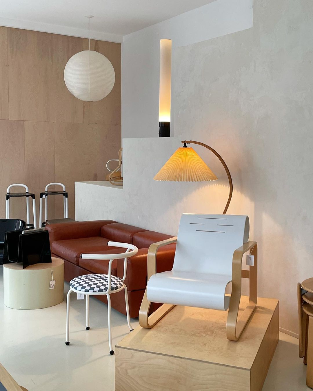 Floor Lamp Beech Wood Arc 150.0 cm Natural Living Room Reading Light Linen Shade Scandinavian Retro Lighting | Thomler