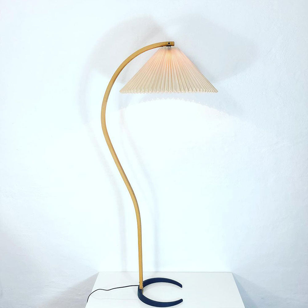 Floor Lamp Beech Wood Arc 150.0 cm Natural Living Room Reading Light Linen Shade Scandinavian Retro Lighting | Thomler