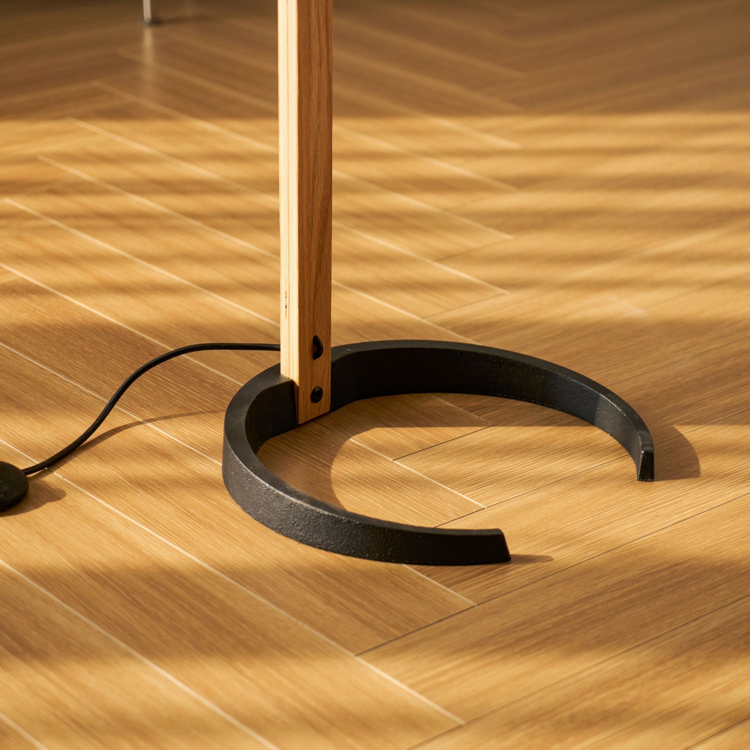 Floor Lamp Beech Wood Arc 150.0 cm Natural Living Room Reading Light Linen Shade Scandinavian Retro Lighting | Thomler