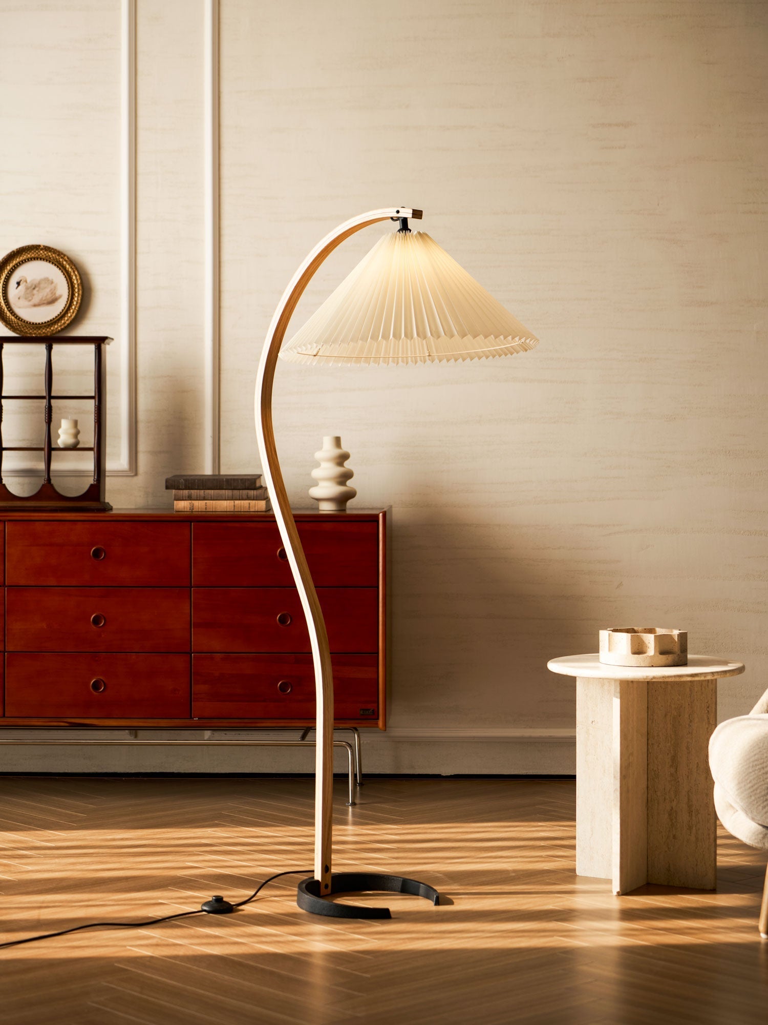 Floor Lamp Beech Wood Arc 150.0 cm Natural Living Room Reading Light Linen Shade Scandinavian Retro Lighting | Thomler