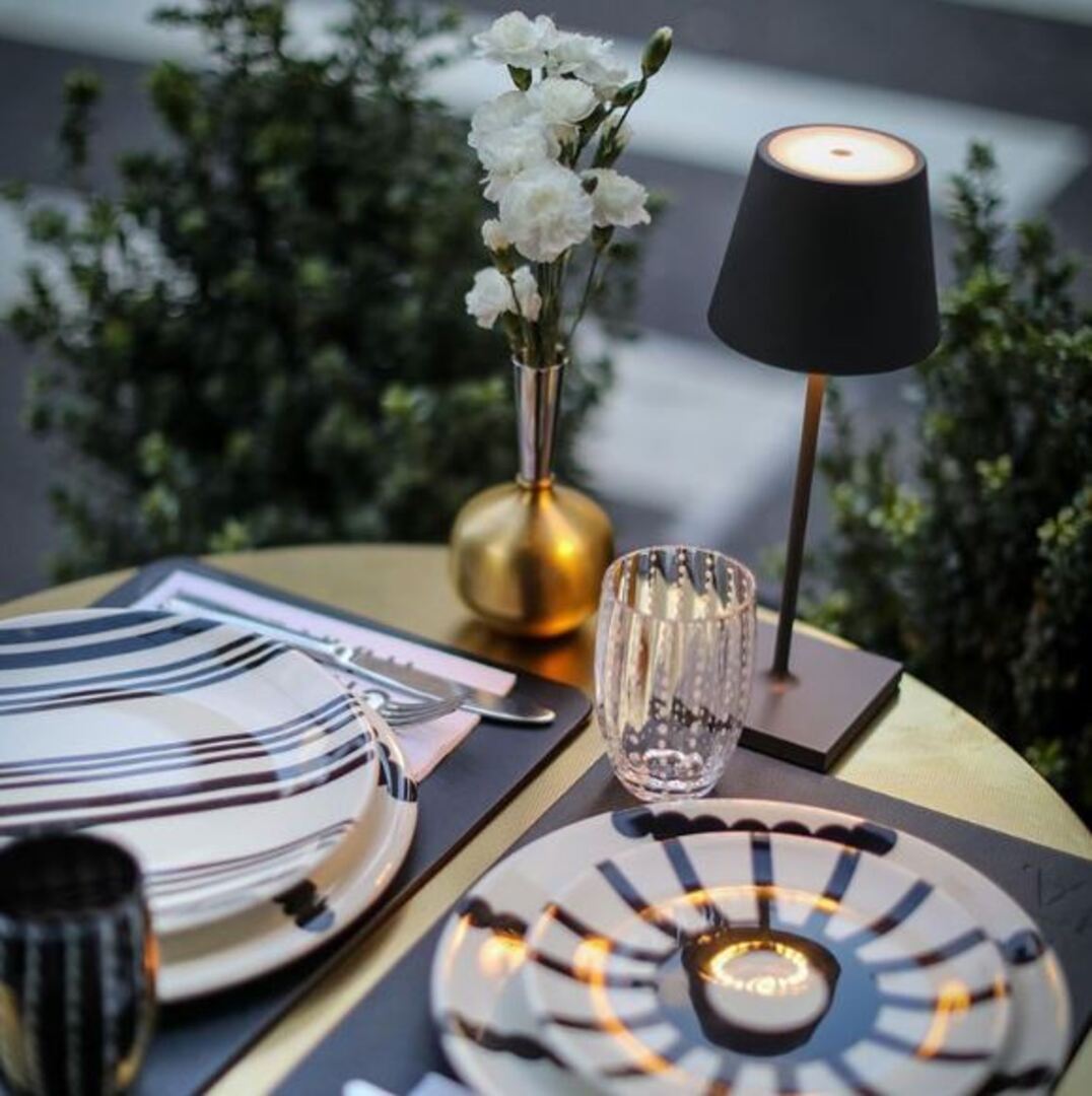2025 Kabellose Tischlampe mit Touch-Dimmer