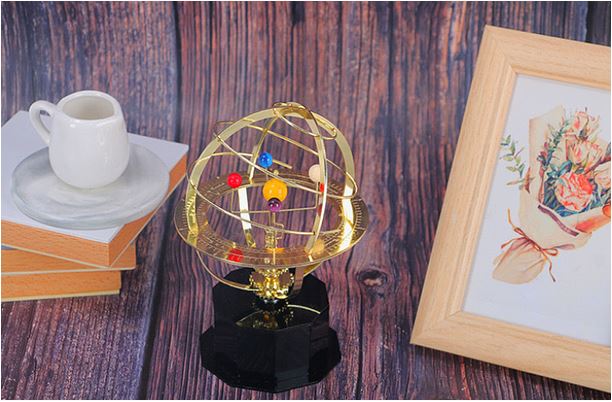Handcrafted Mechanical Solar System Model with 5 Orbiting Planets & Moon on Oak Base | Desktop Planetarium Orrery for Office, Study & Home | Thomler