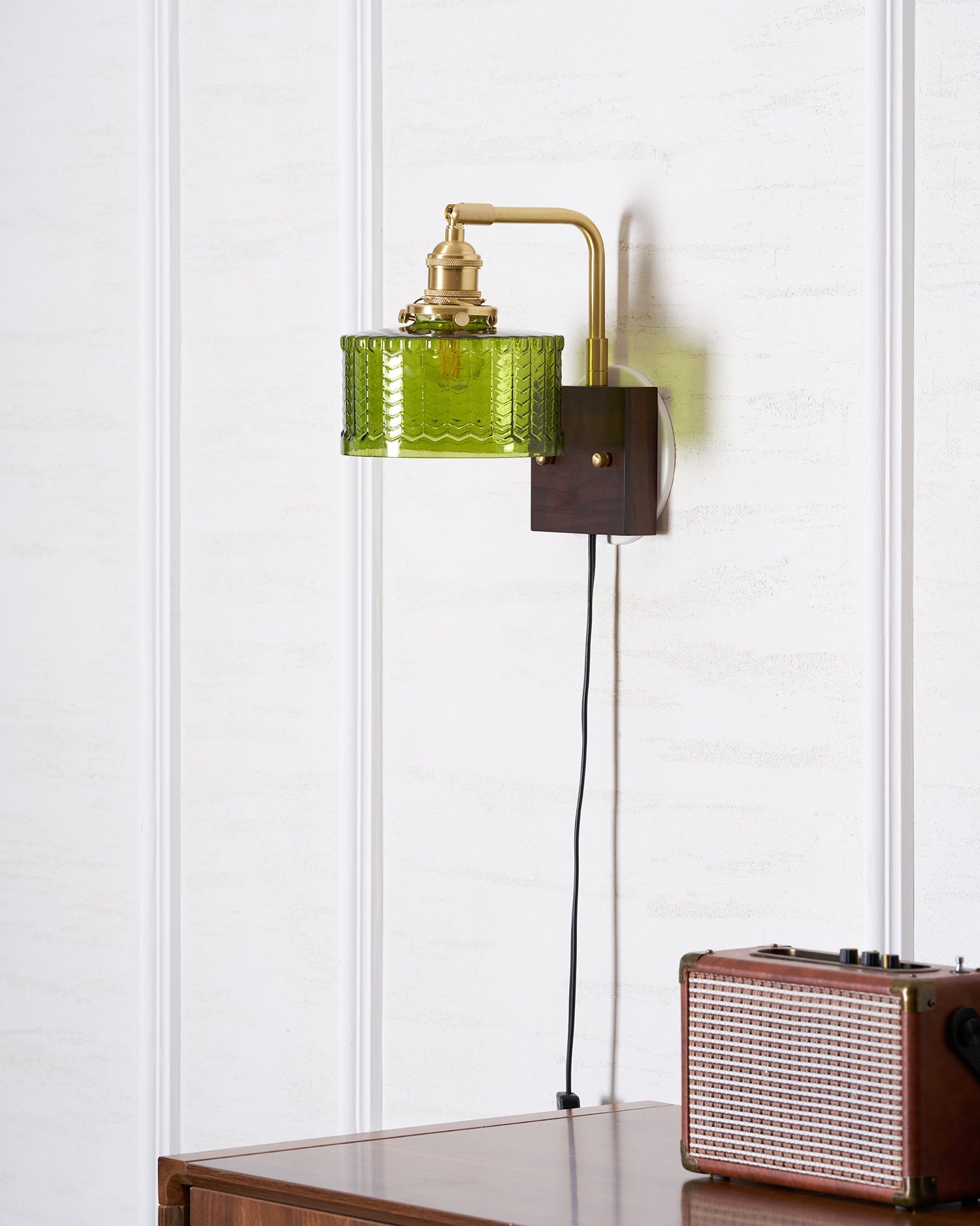 Wall Lamp Wood Brass 9.4 in Green Clear Art Glass Indoor Accent Lighting Decorative Fixture | Thomler