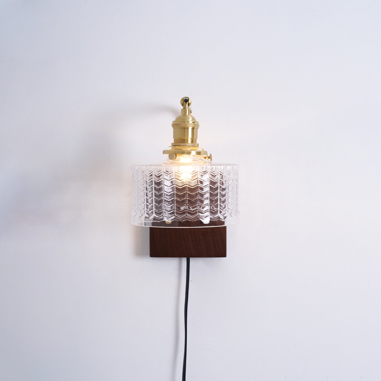 Wall Lamp Wood Brass 9.4 in Green Clear Art Glass Indoor Accent Lighting Decorative Fixture | Thomler