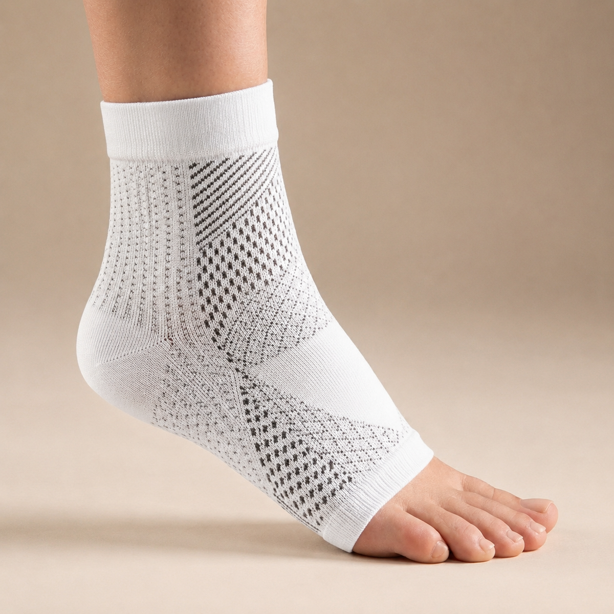 Elastic Ankle Support Wrap for Pain Relief & Recovery – Breathable Compression Brace for Running & Daily Comfort | Thomler