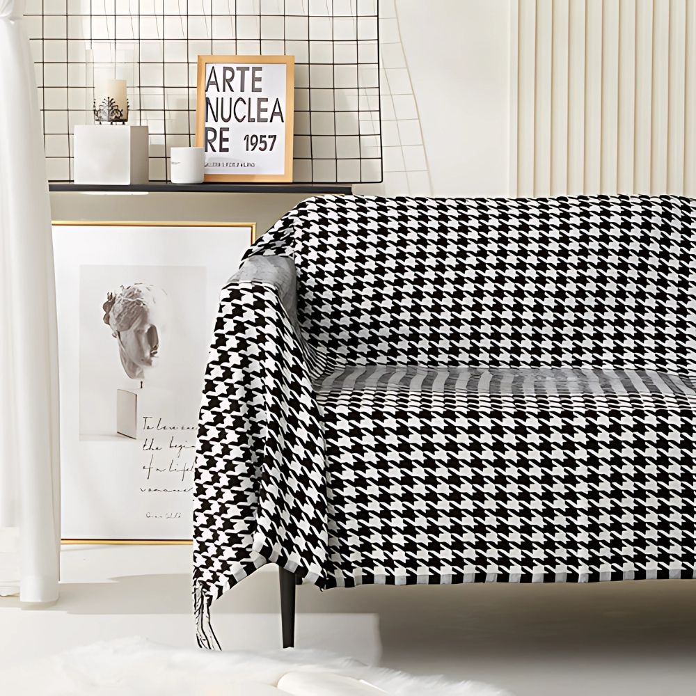 Timeless Checkered Acrylic Throw with Fringe – Cozy Lightweight Cover for Couch, Chair, Bed & Travel | Thomler