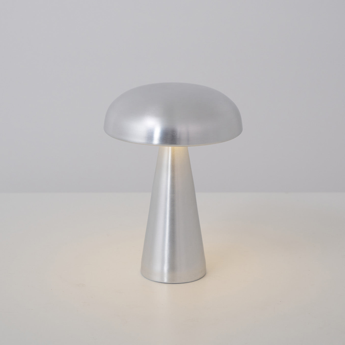 Table Lamp Aluminum 6.1 in x 8.2 in Mushroom Shade Gold Gray Blue Black Red Copper Brown USB Desk Light | Thomler