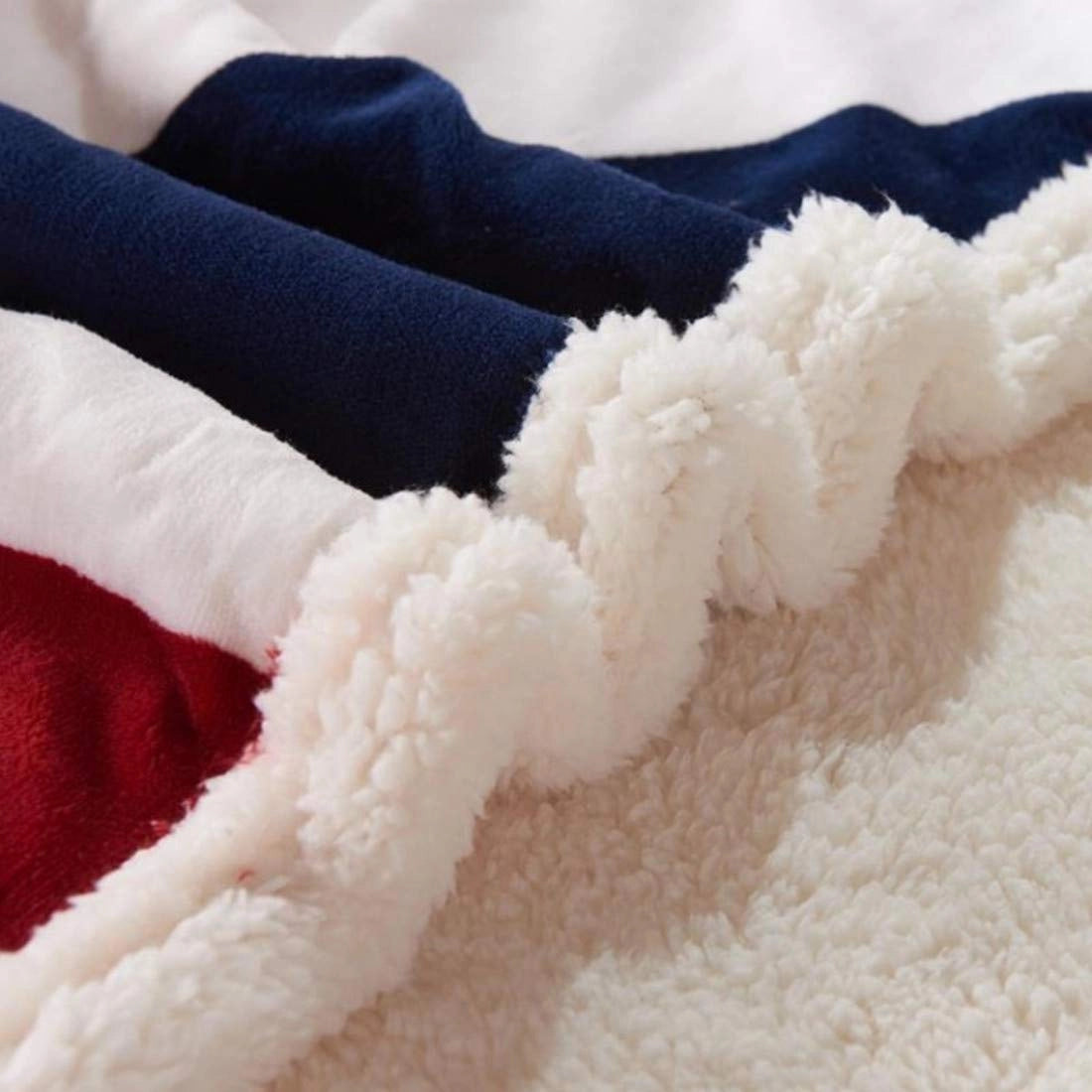 Stars and Stripes Throw Blanket with Sherpa Fleece Reverse – Microfiber Velvet Polyester for Couch, Bed & Camping | Thomler