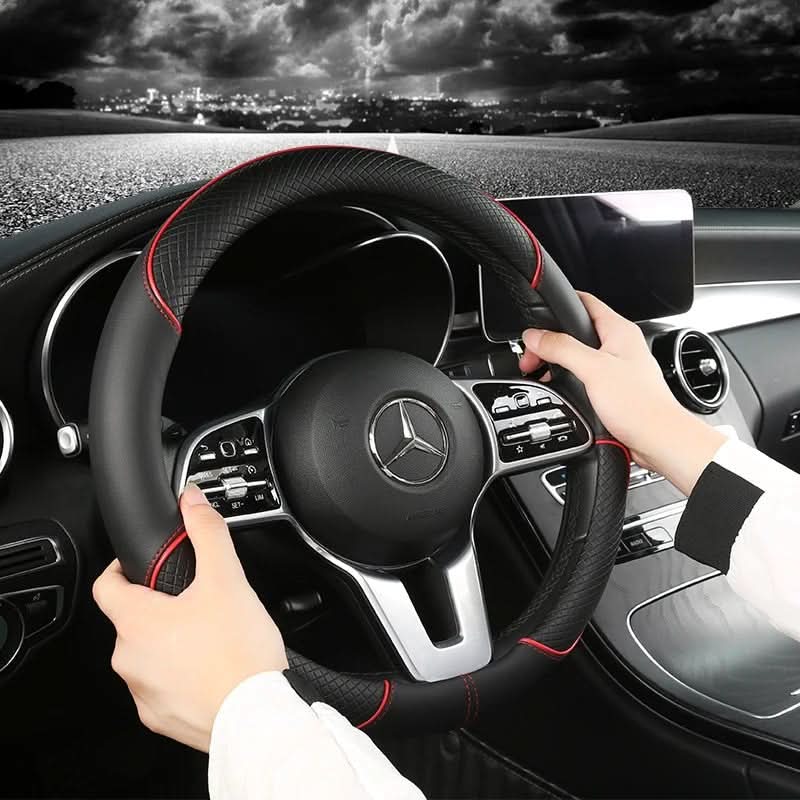 Diamond-Textured Steering Wheel Cover – Universal Fit Faux Leather Car Interior Upgrade with Anti-Slip Grip for Driving Comfort | Thomler