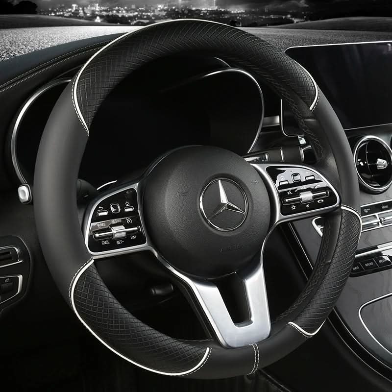 Diamond-Textured Steering Wheel Cover – Universal Fit Faux Leather Car Interior Upgrade with Anti-Slip Grip for Driving Comfort | Thomler