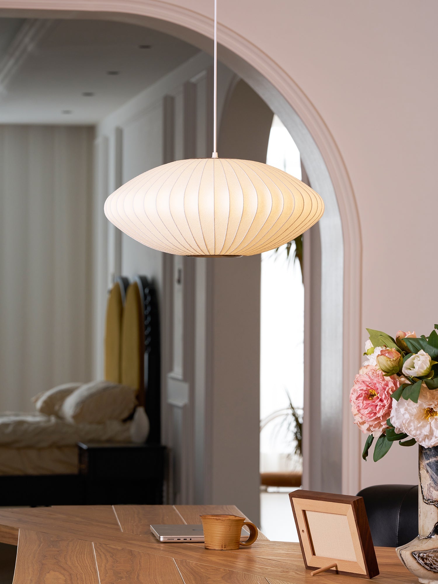 Bubble Silk Pendant Light 19.7 in White Ceiling Dining Room Modern Hanging Lamp | Thomler
